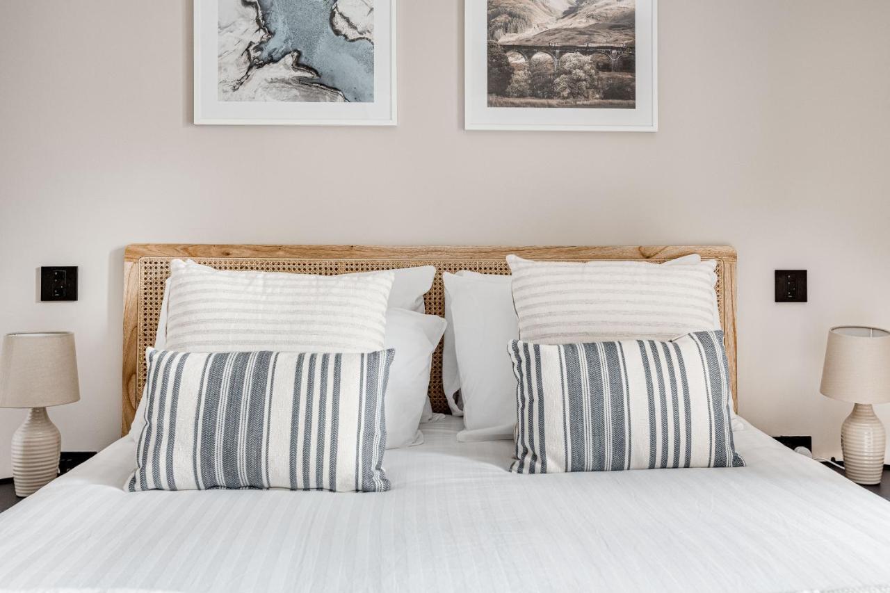 Charming 1 Bedroom Apt , Town Centre, Wifi, Free Parking By Tent Serviced Apartments Staines-upon-Thames Екстериор снимка