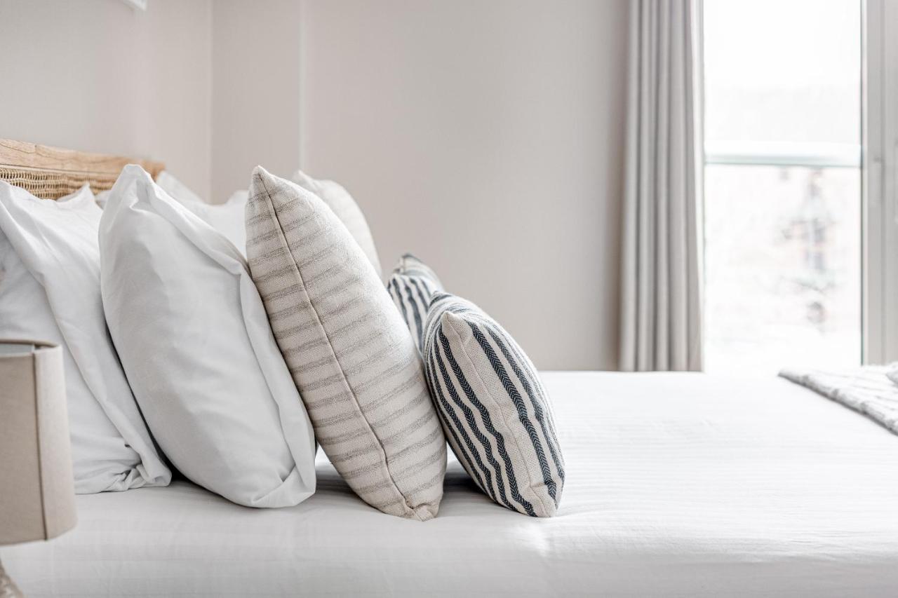 Charming 1 Bedroom Apt , Town Centre, Wifi, Free Parking By Tent Serviced Apartments Staines-upon-Thames Екстериор снимка